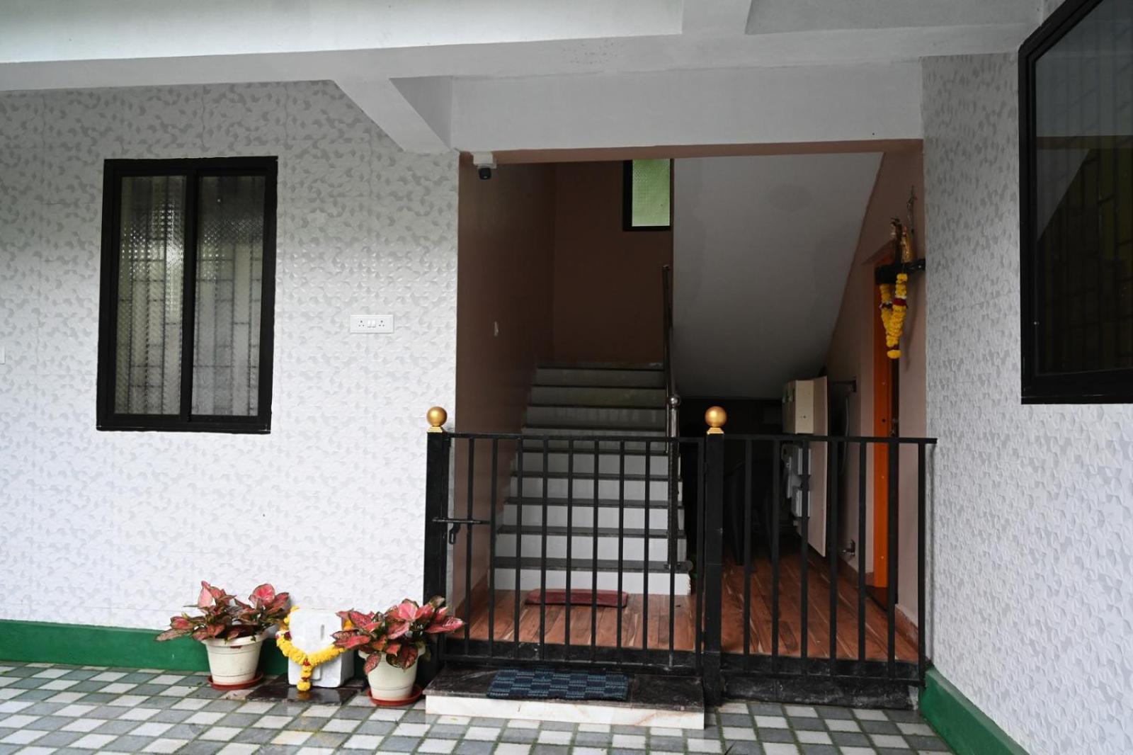 Margaritas Residency Apartment *